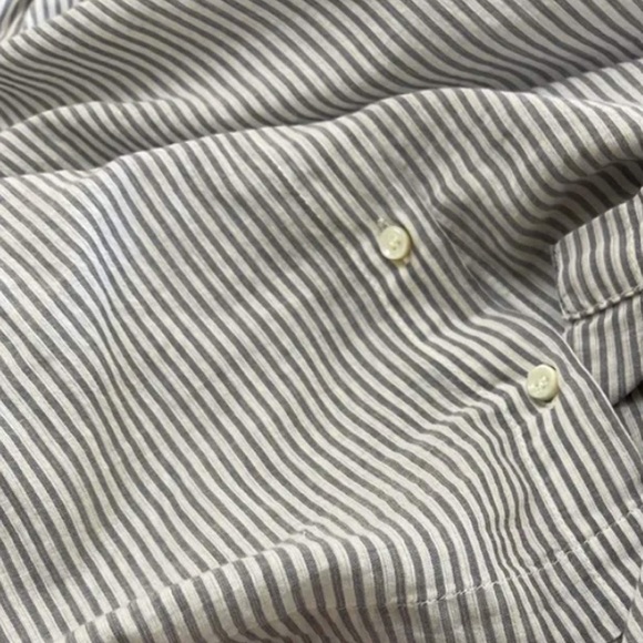 Doen Holde Blouse in Brighton Stripe Button-Front Peasant Shirt Cream & Gray - Picture 2 of 10